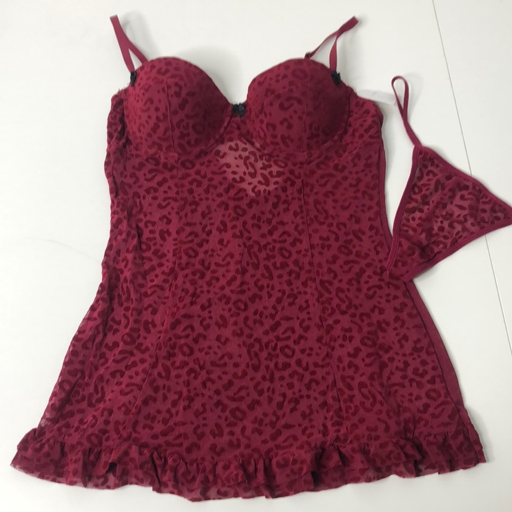 Jessica Simpson lingerie Size M